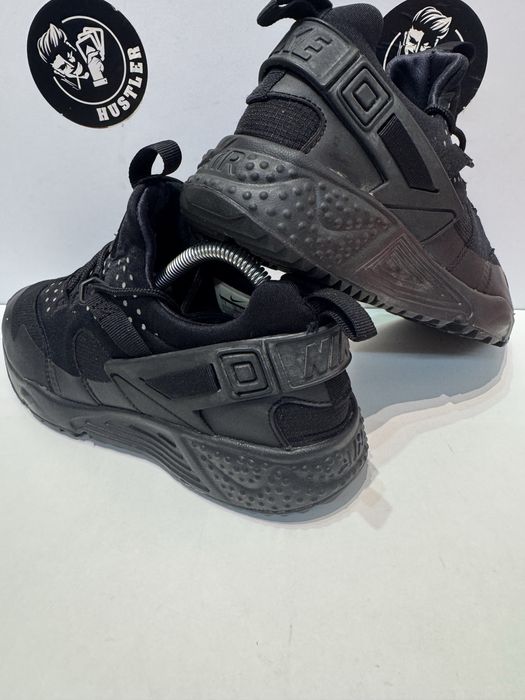 Маратонки NIKE AIR  HUARACHE . Номер 40