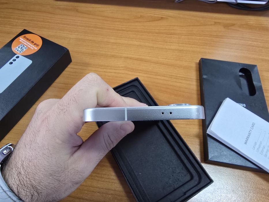 De vanzare Samsung S24 128 Gb