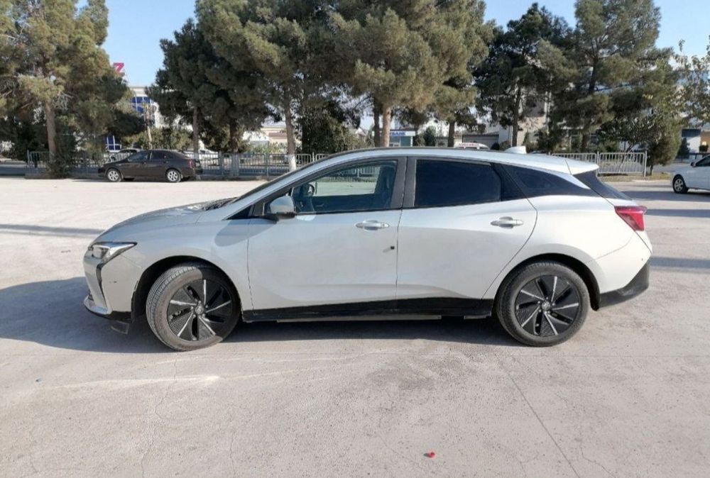 Сухая аренда Электромобиль Buick 2024 год,состояние отличное