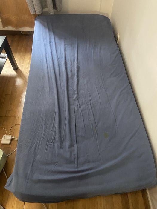 Saltea single 90x200 cm – stare bună