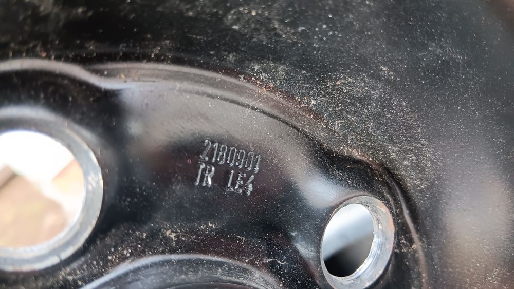 Патерица 5x100 R18 volkswagen audi skoda TT golf 6 seat резервна