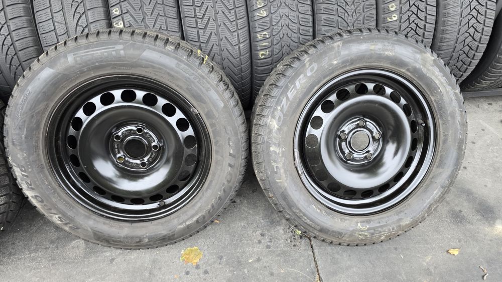 Set 4 jante tablă Volkswagen 16 cu anvelope iarnă 215/60/16