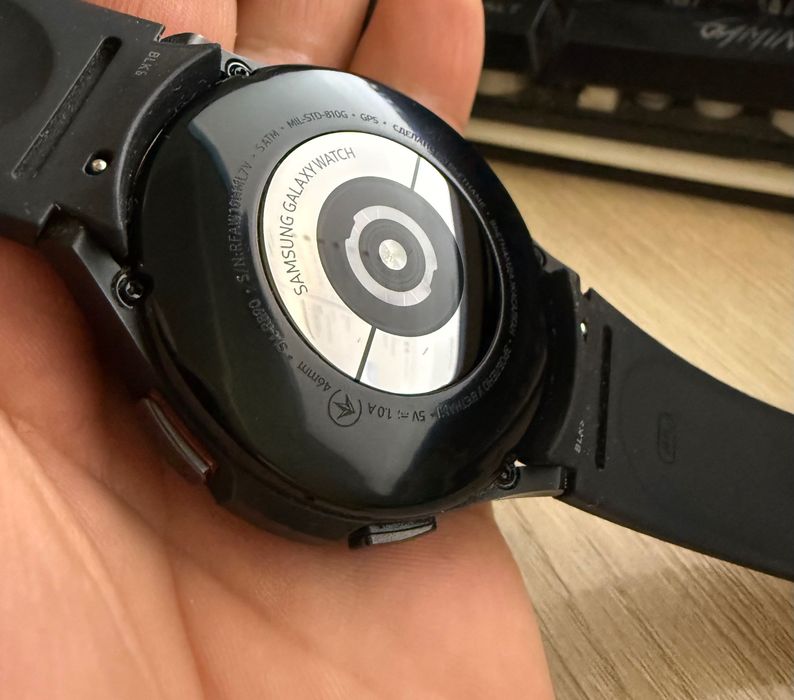 Galaxy Watch 4 Classic 46mm обмен на айфон xs(11)\galaxy s21