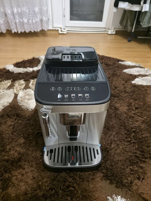 Espressor De'Longhi Magnifica Evo