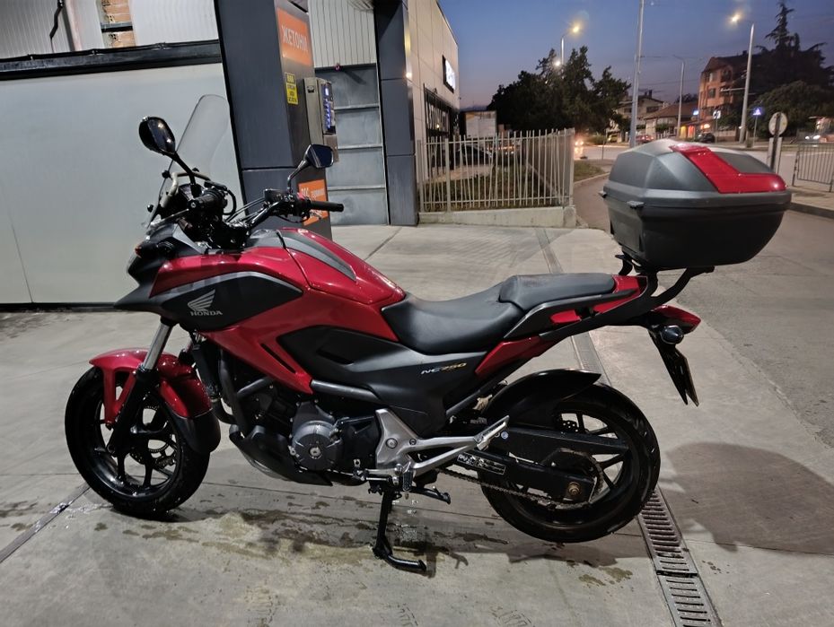 Продавам Honda NC 750 X