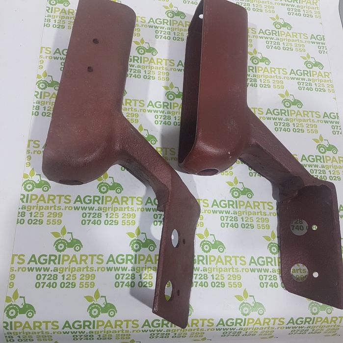 Set suporti pentru faruri si semnalizare stg+dr U-650