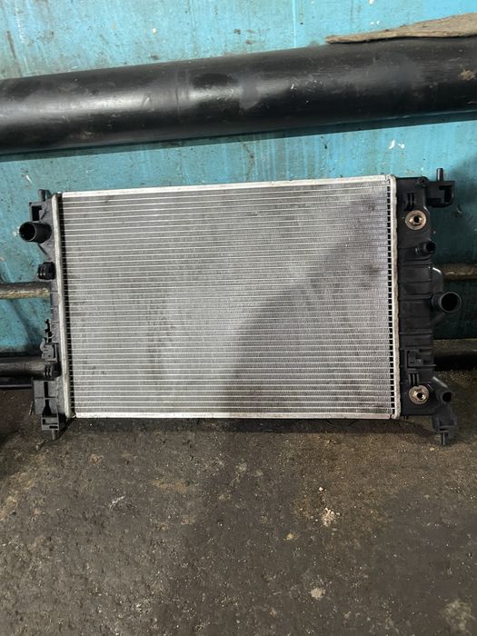 Продам радиатор шевролет авео