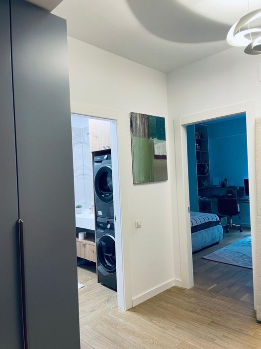 4 camere One timpuri noi