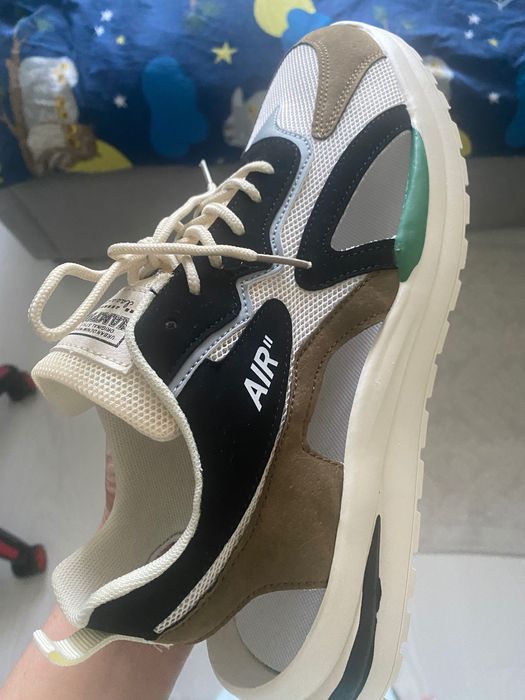 Кроссовки летние 43рр