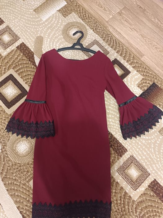 Платье для женщин