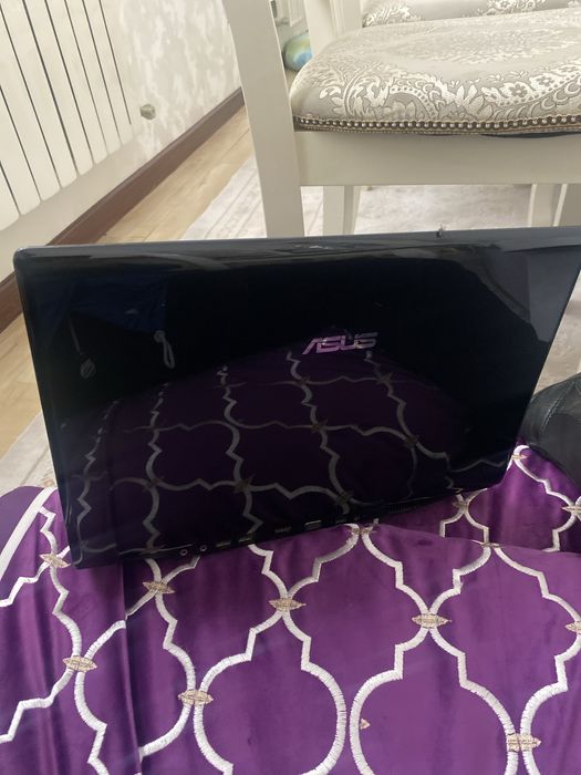 Ноутбук Асус памят 512 гб