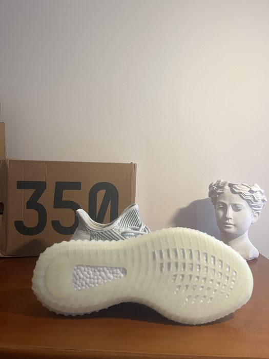 Yeezy 350 v2 - 44 eu