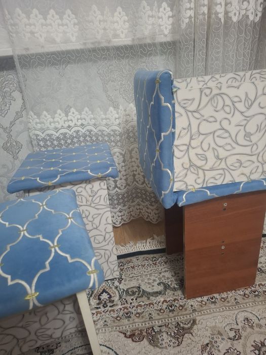 Табуретки на кухню