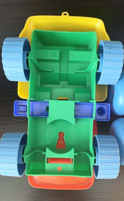 Игрушки машинки продам