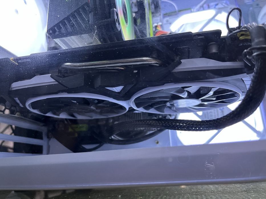 Игровой компьютер комплект окончательно за 180 срочно нужны денги