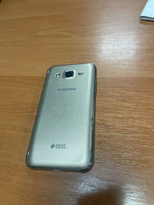 Продам самсунг j2