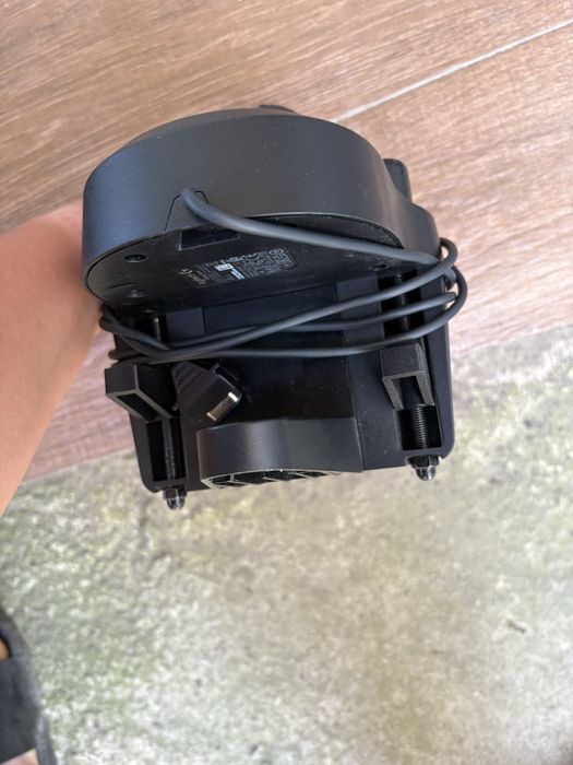 Волан,педали и скоростен лост logitech g923