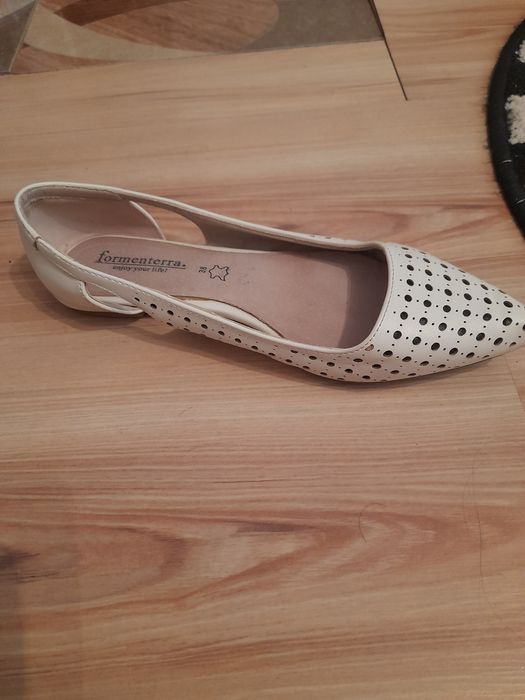 Balerini albi mărimea 38