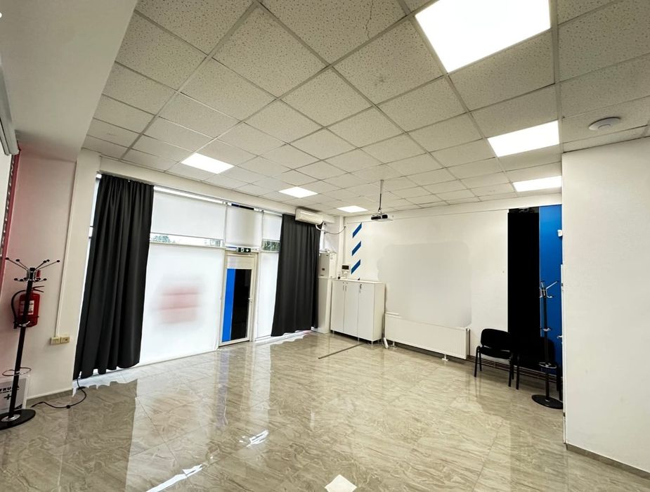 Spațiu comercial 79 mp de închiriat – lângă Kaufland, parcare privată