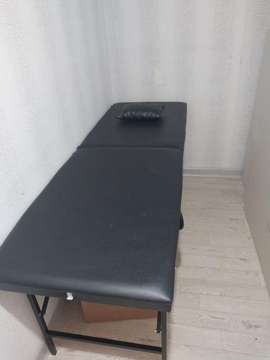 Кушетка для салона