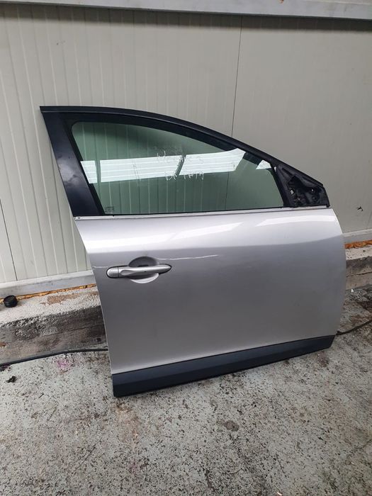 Usa dreapta fata megane 3