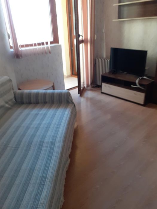 Дава се под наем Двустаен апартамент в Варна, Възраждане 1 - 50 кв.м за 357 € - Снимка #2