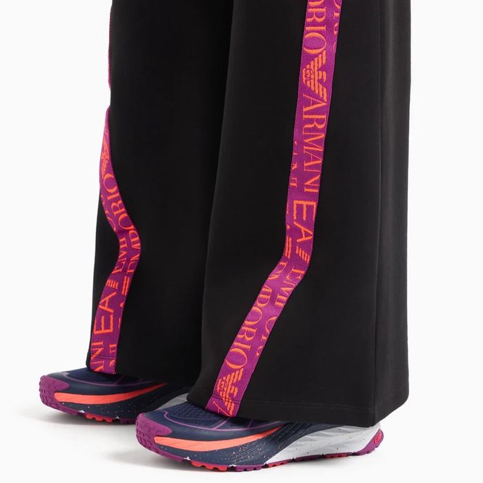 Оригинален дамски спортен екип EA7 Emporio Armani 6DTV62 TJUXZ