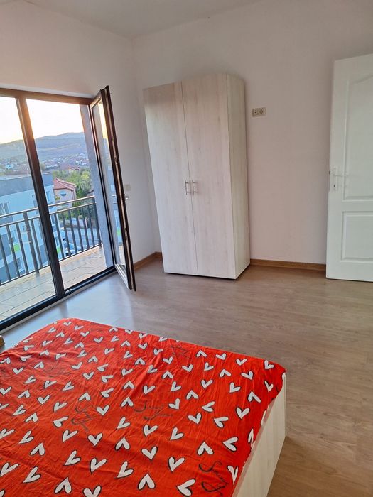 Apartament cu 3 camere