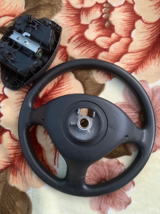 Трилъчов волан от пежо