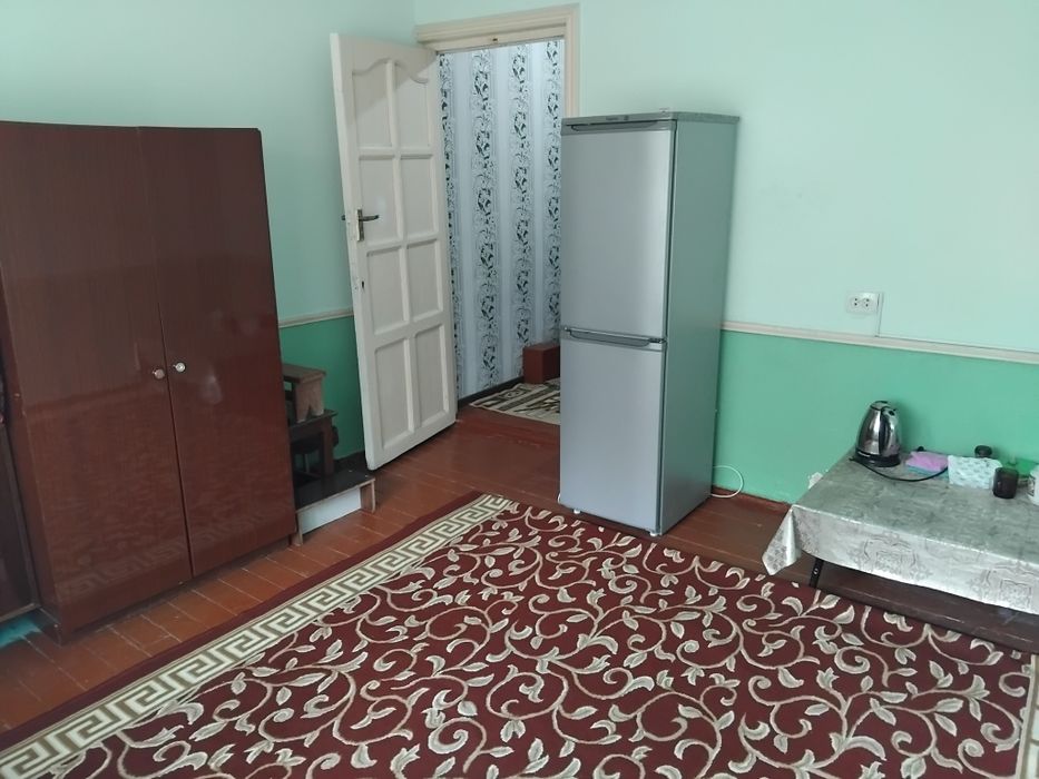 1-xonali uy (бывщая общежития)