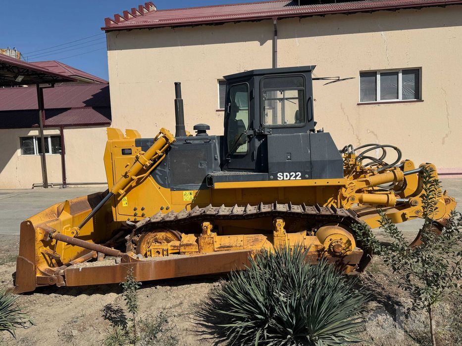 Buldozer Shantui
