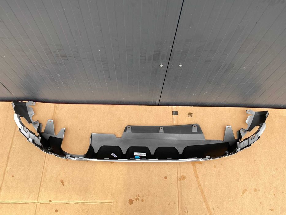 Spoiler inferior bara spate nou Renault Megane 4 hatchback gt line