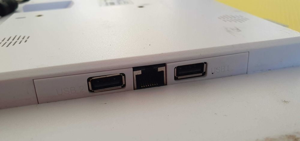 tableta mare 15.6" showroom / prezentari / marketing  ALLNET