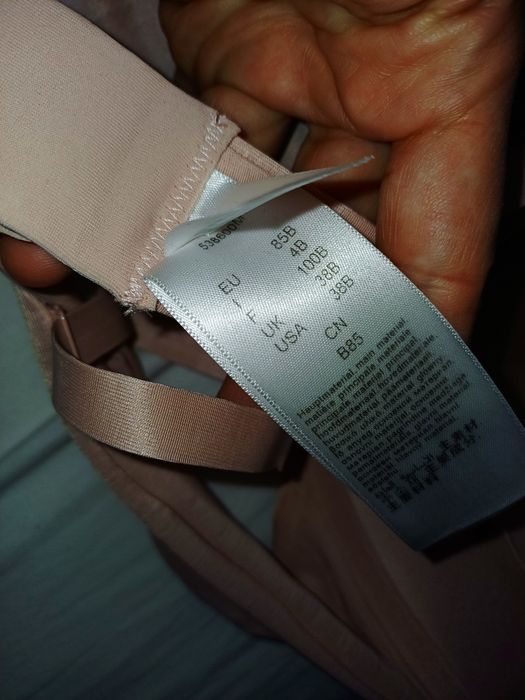 Wolford    сутиен 85 В