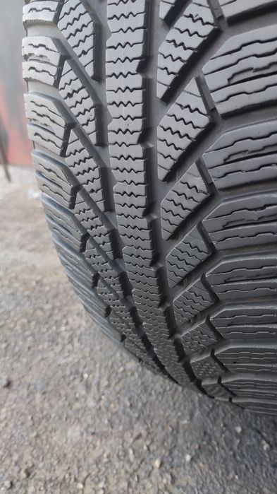 2бр зимни гуми 185/60/15  Semperit Speed Grip
dot22
6.98mm
Добро състо