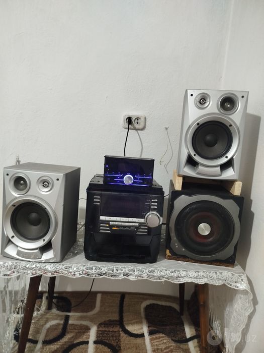 Muzikalni sentr sotiladi