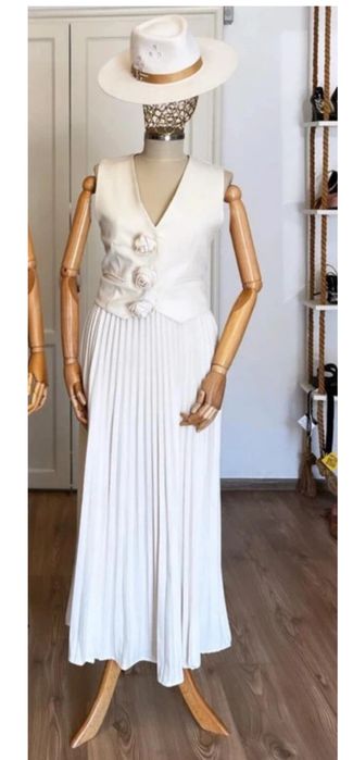 Set 2 piese fustă plisată vesta cu flori