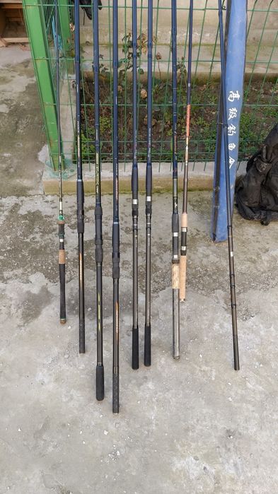 Удочки спиннинги палатки