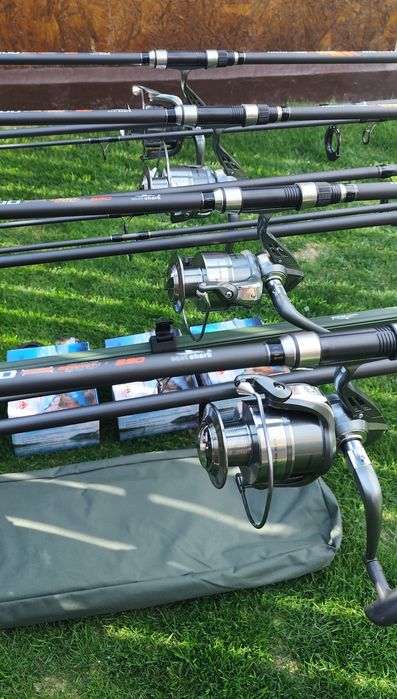 Set 4 Lansete 3,90 m,4 Mulinete 8000,Rod Pod,Senzori+Swingere+Fir