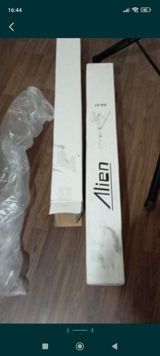 Vînd pereche stative boxe noi