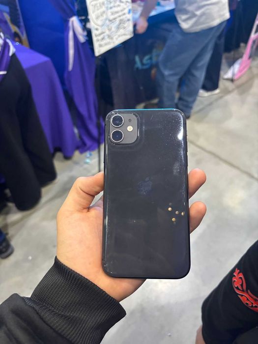 Айфон 11 128гб 100акб экран сломан