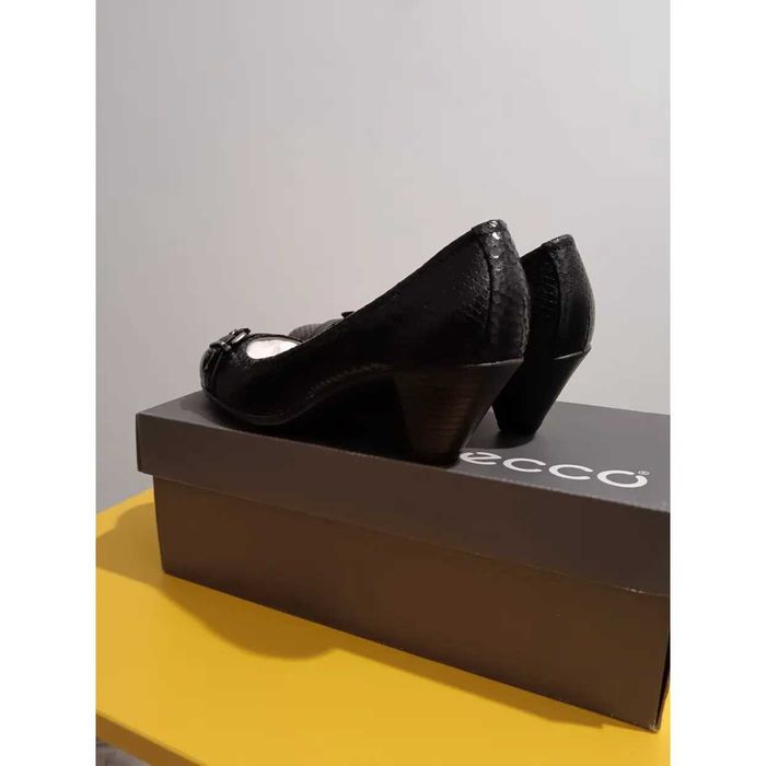 Pantofi noi cu toc mic ECCO, piele naturala, 37