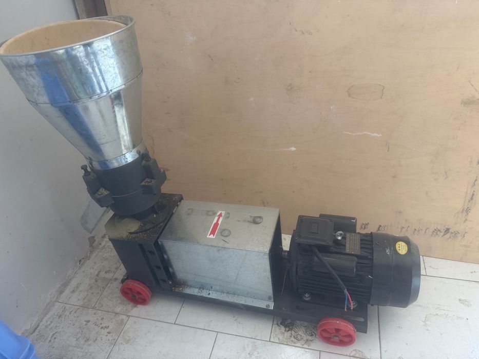 Продается гранулятор