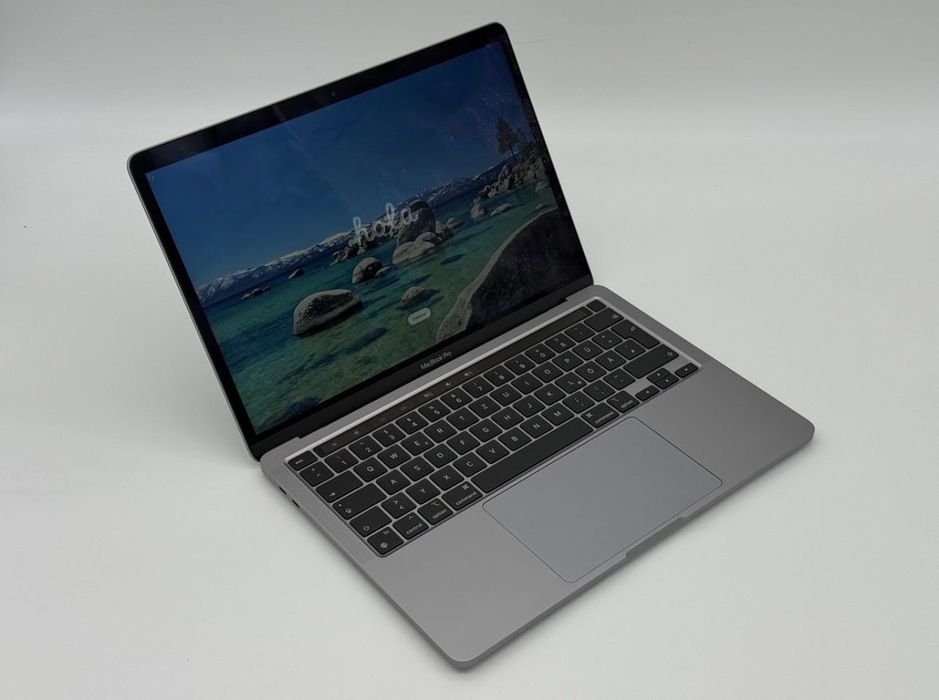 MacBook Pro 13” M1 16GB RAM 256GB SSD Touch Bar Space Gray КАТО НОВ!
