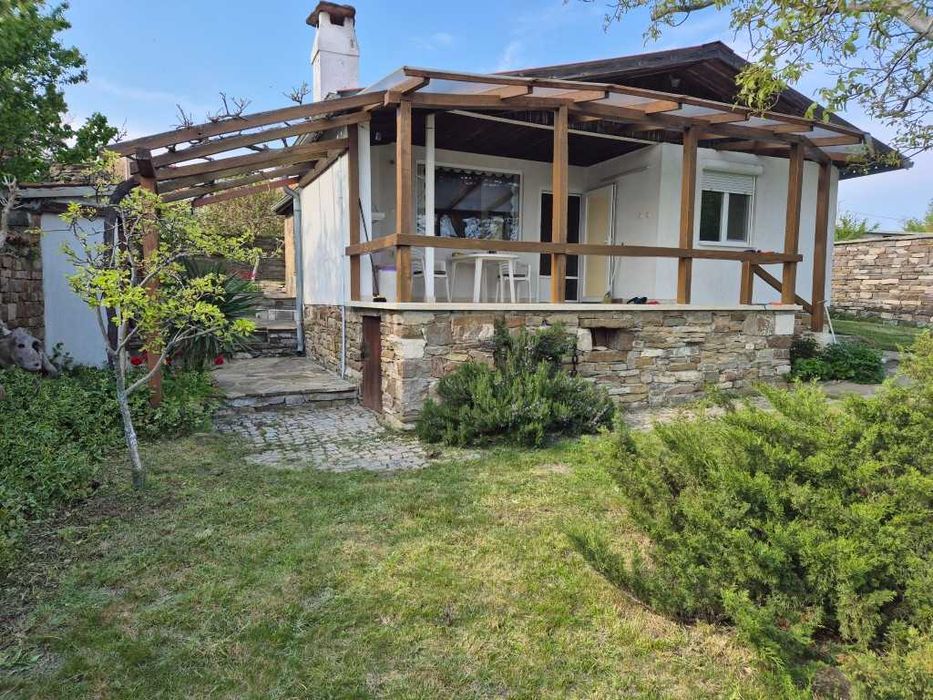 Продава се Къща в София, Център - 90 кв.м за 1800 €/кв.м - Снимка #2