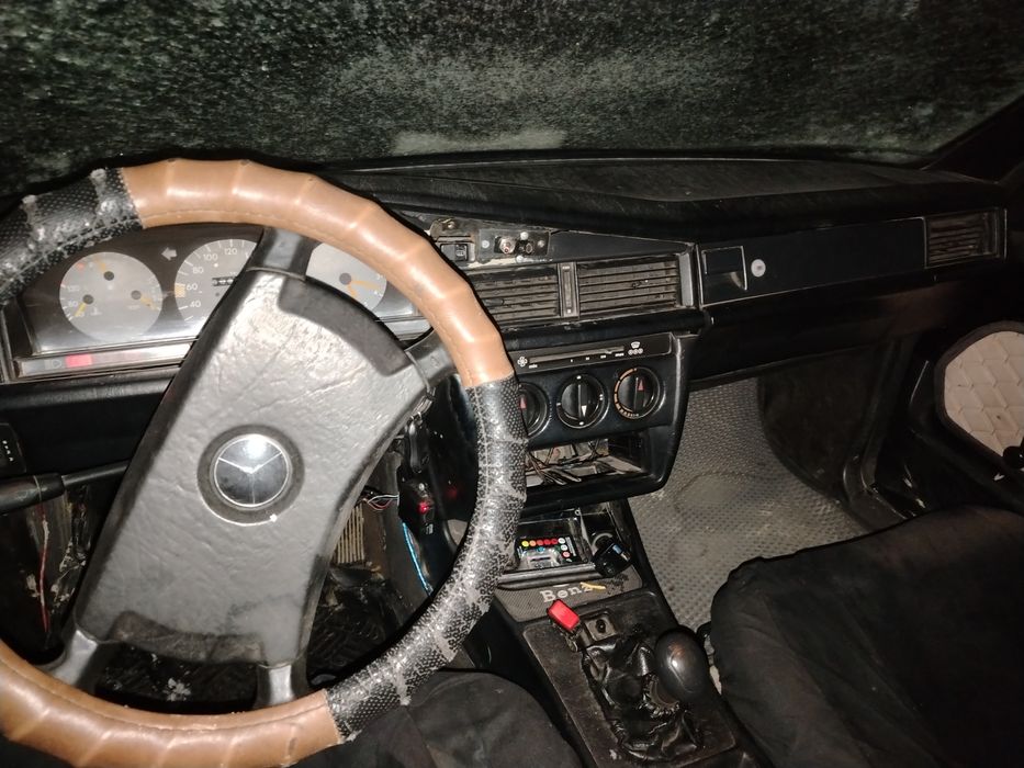 Мерседес 190 продам