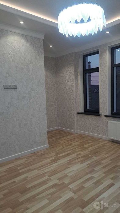 Срочна сотилади... Сергели Сугдиёна махаллада 2 этаж 2 соток 210.000$