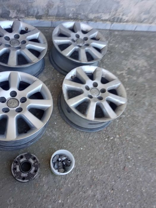 Оригинални джанти за тойота Корола версо