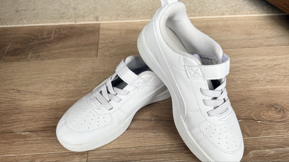Маратонки Puma бели
