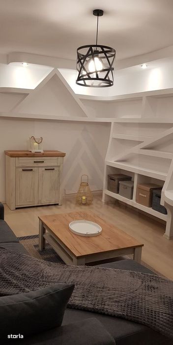 Apartament spatios 77 mp utili 3 camere 2 bai etaj 1 zona Strand